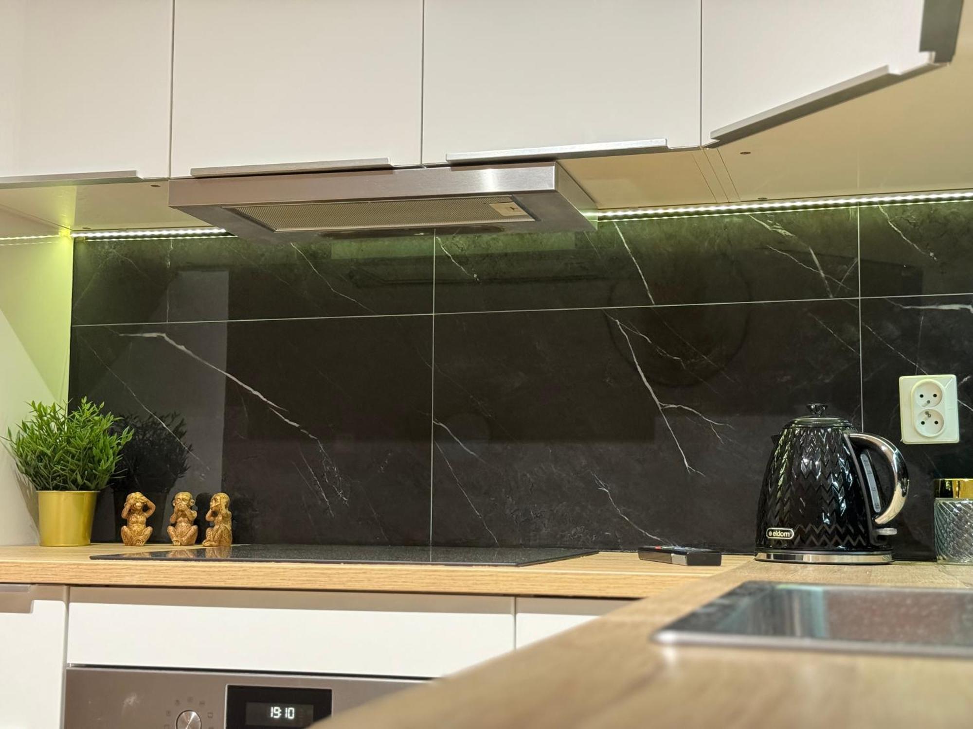 Good Time Apartments Strzelecka B พอซนาน ภายนอก รูปภาพ