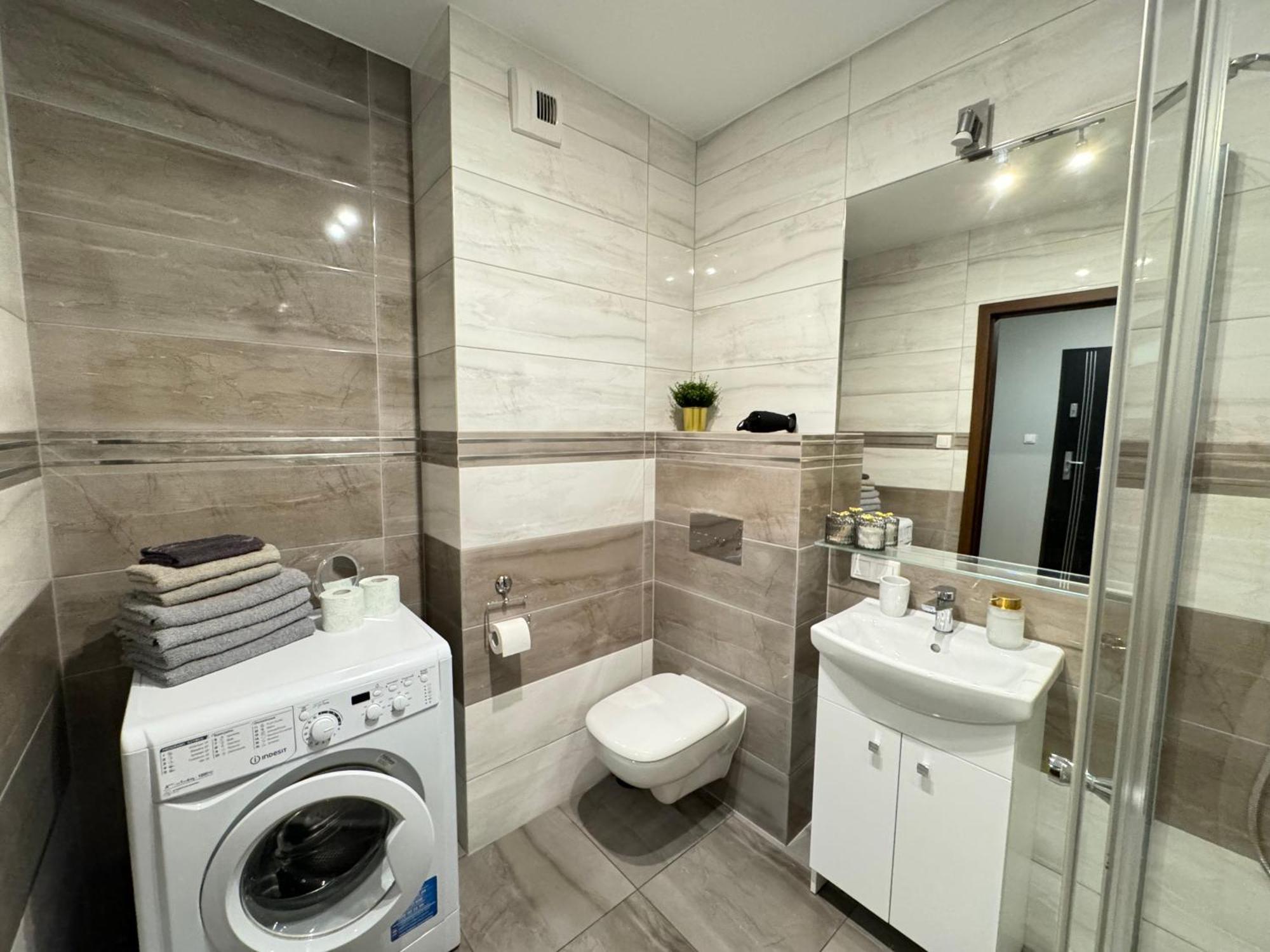 Good Time Apartments Strzelecka B พอซนาน ภายนอก รูปภาพ